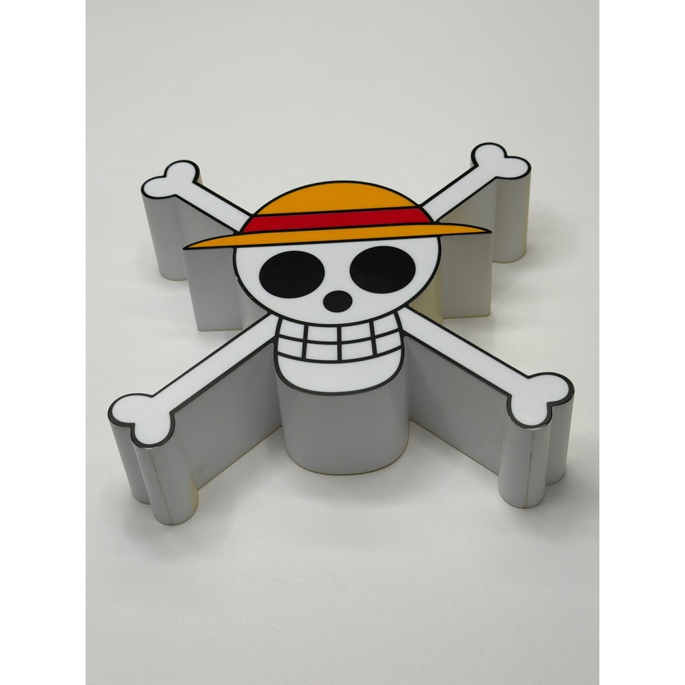 ABYSTYLE One Piece Straw Hat Jolly Anime‎ 3D 8-in Light Skull Pirate Bones Cross